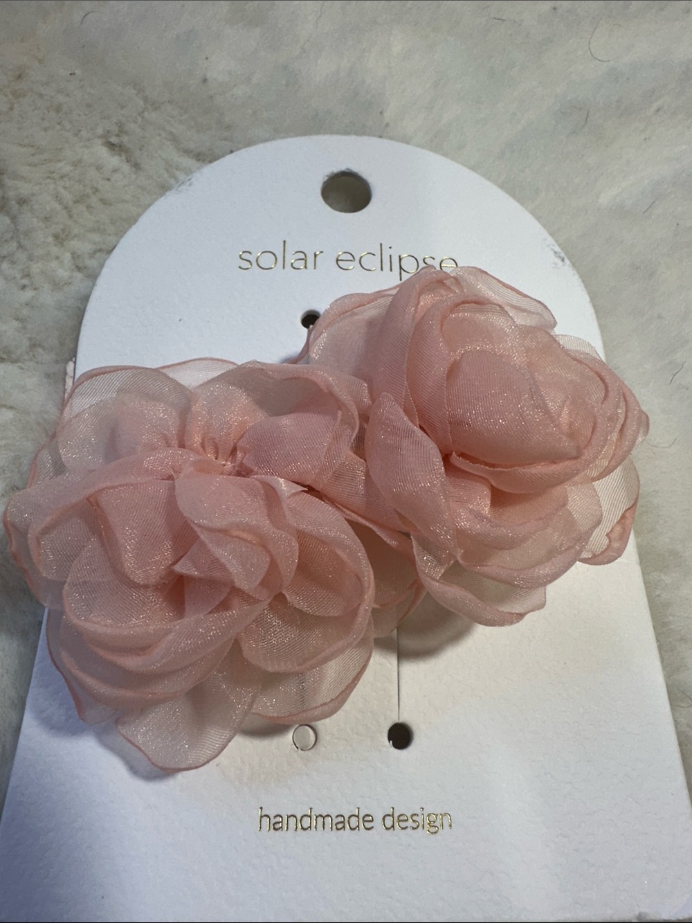 Anthropologie pale pink floral velum hair clip